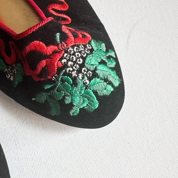 Mootisies Tootisies Vintage Velvet Christmas Theme Embroidered Flats 7.5 - Picture 2 of 11